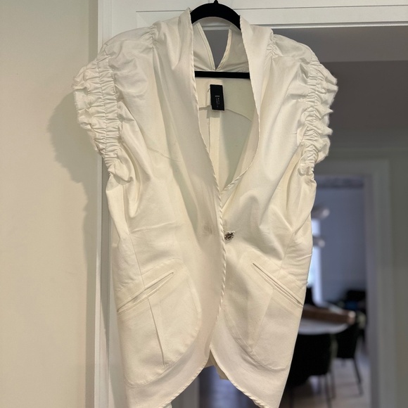 ZERO + MARIA CORNEJO White Vest w/ Gathered Sleeves & V Back Design - Size 10 - Picture 8 of 13